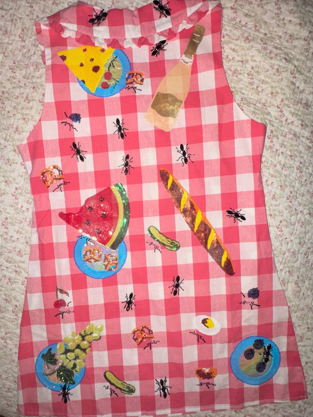 QOS 🐜 Red/White Gingham Dress 🐜 Sequined Picnic Motif 🐜 Ants are jeweles - Picture 2 of 5